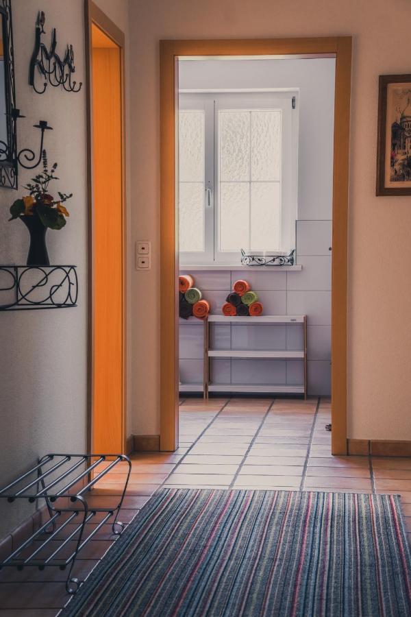 Coraline -Koblach, 6-10 P, 3 Schlafzimmer, Kueche, Riesige Terrasse, Parkplatz, Wifi, Stellplatz Ski Exteriör bild